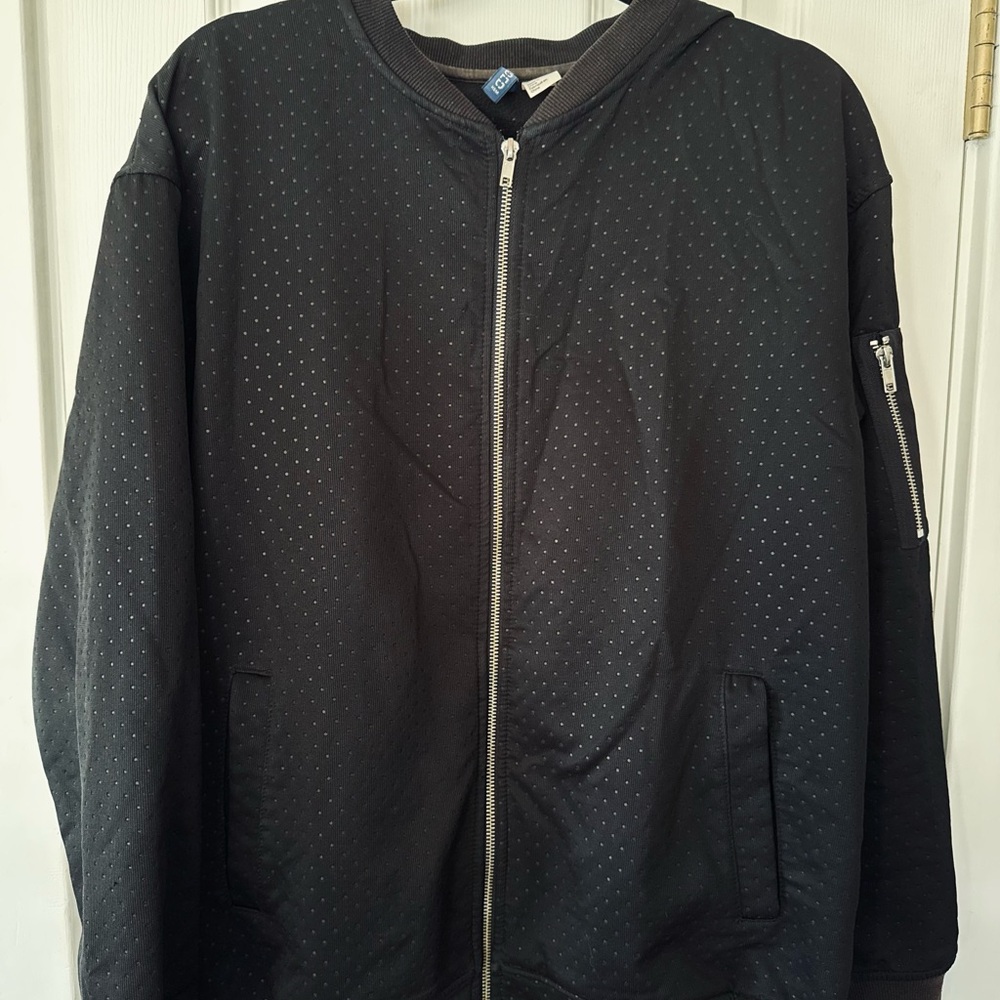 Divided H & M Black Zip-Up Bomber Textured Jacket Size Medium